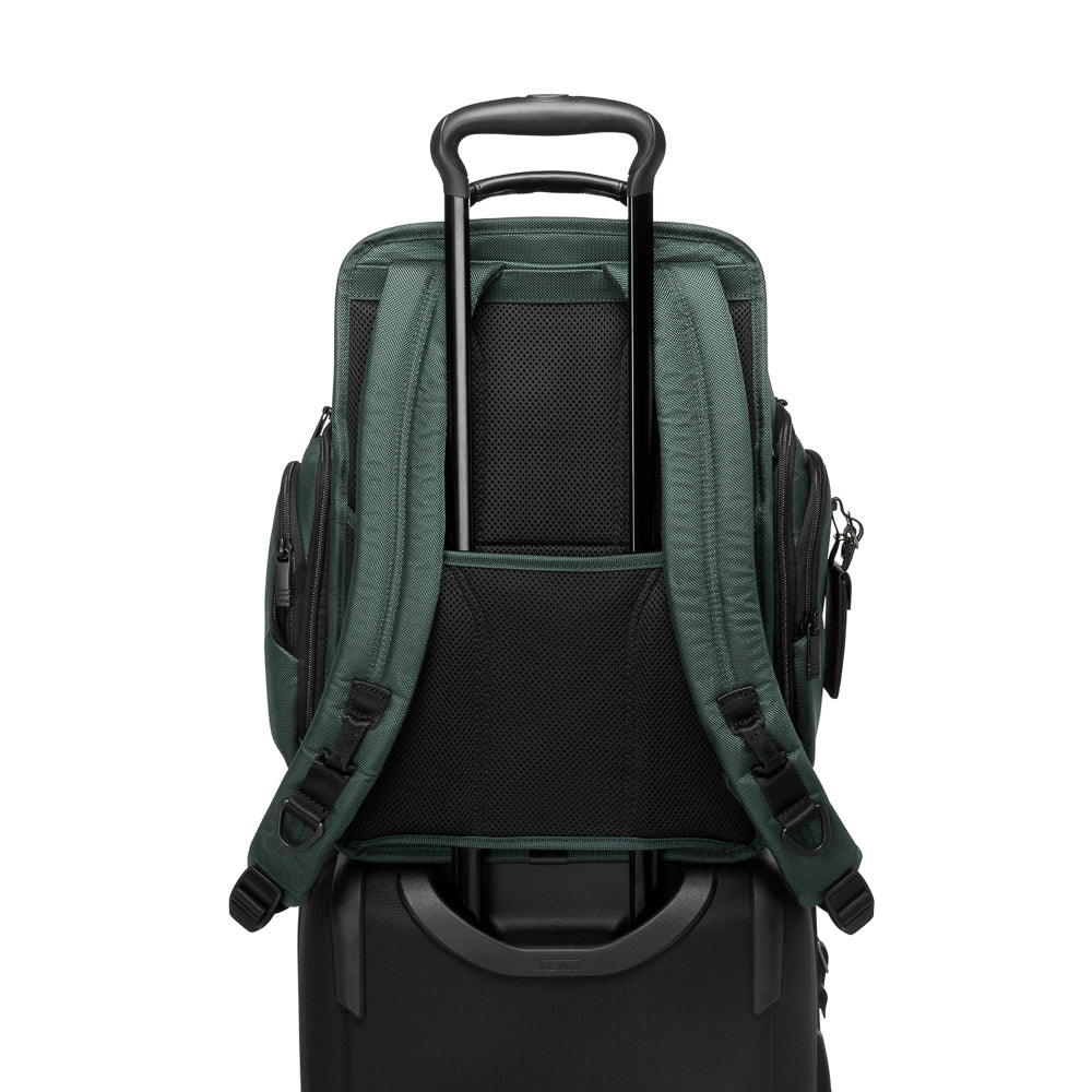 Tumi_158957_deep_pine