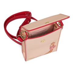 Yvonne_Ellen_YEB1003-005_vintage_pink_giraffe