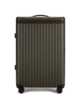 carl_friedrik_CF10312_check_in_olive