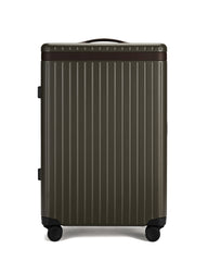 carl_friedrik_CF10312_check_in_olive
