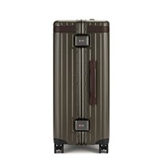 carl_friedrik_CF10312_check_in_olive