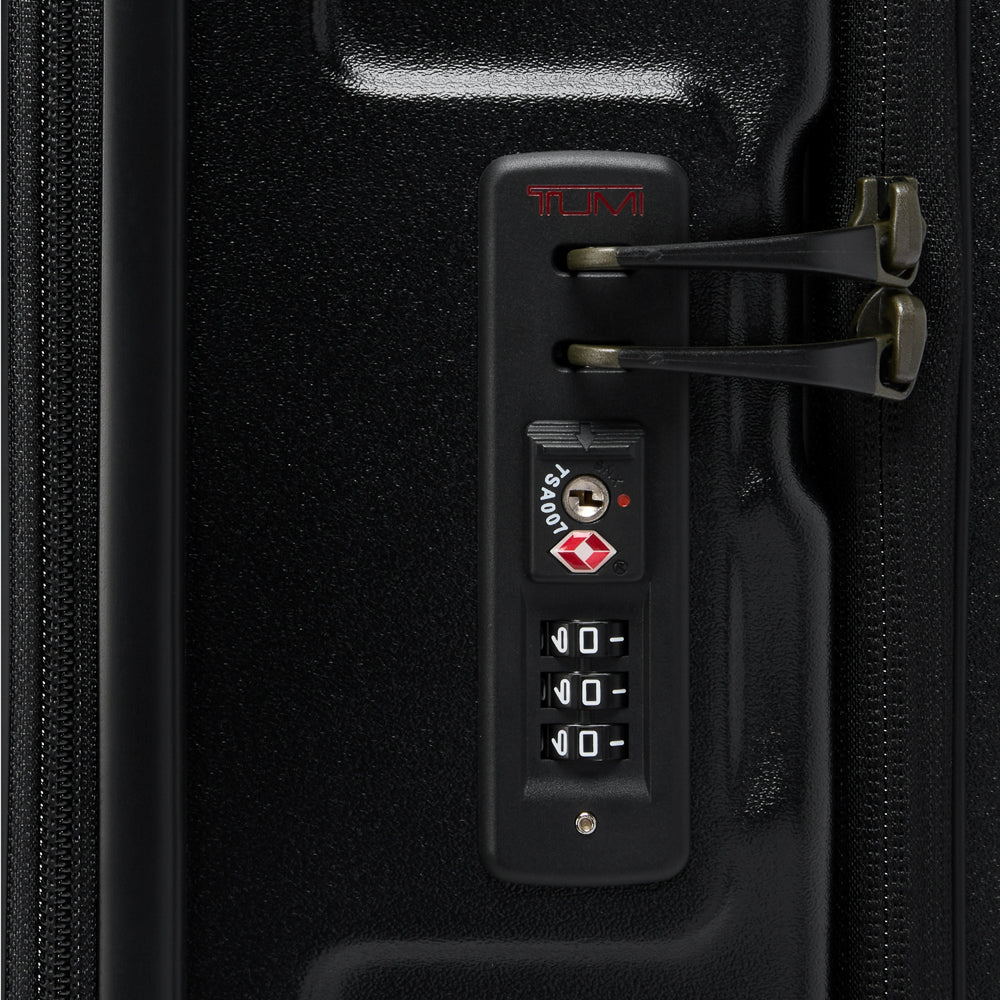 Tumi_158996_black_textured