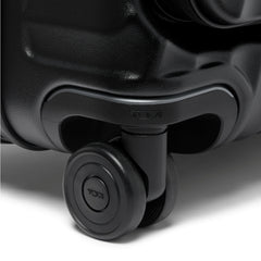 Tumi_158996_black_textured