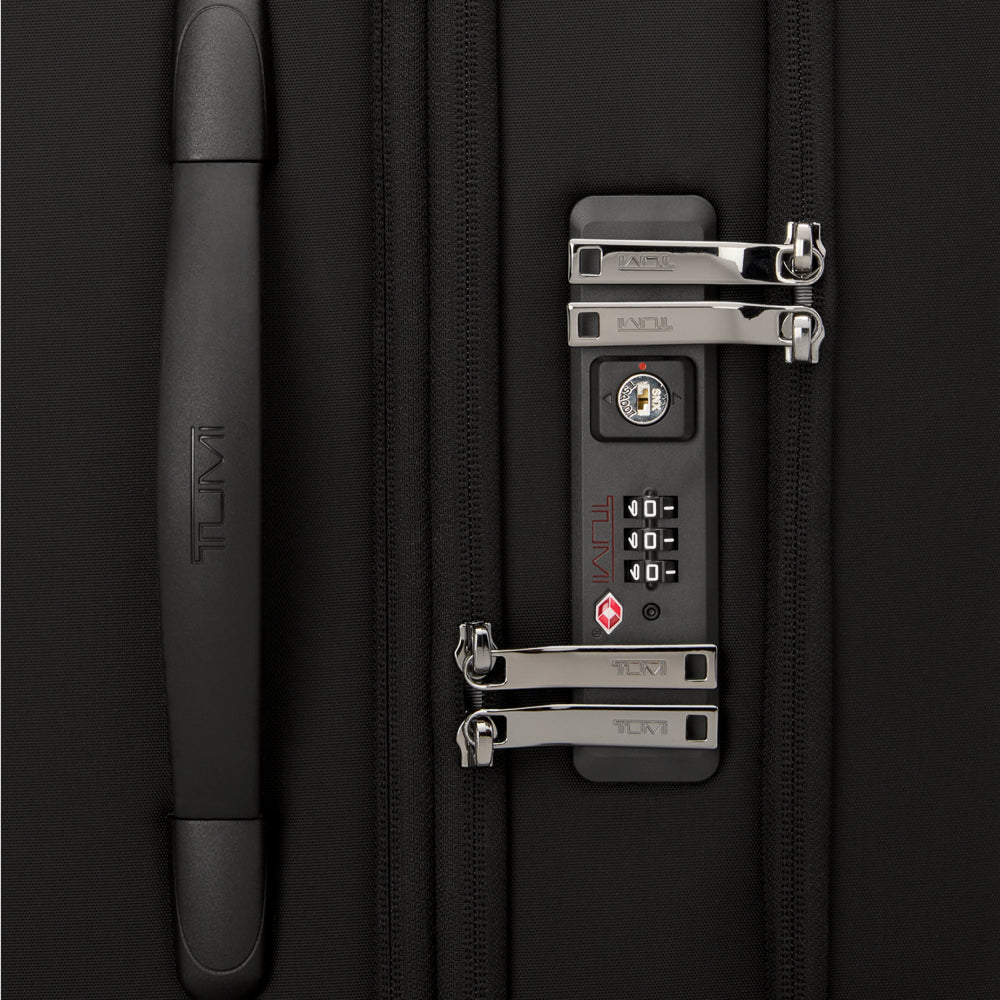Tumi_156570_black