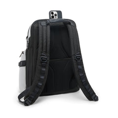 Tumi_156510_pearl_grey