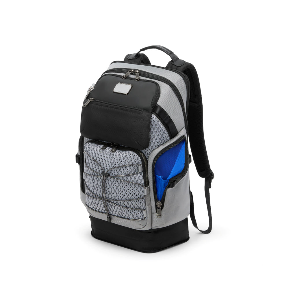 Tumi_156494_pearl_grey