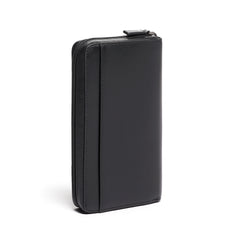 tumi_130424_black