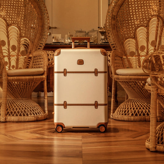 Christmas Gifts for Her: Travel Gifts She’ll Love