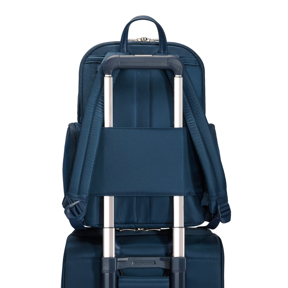 Briggs_and_Riley_PK240-5_navy