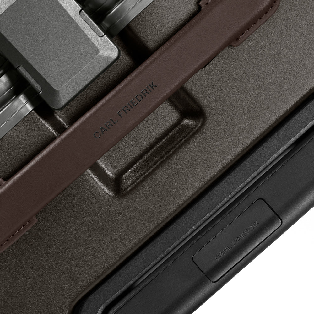 The Large Check-In Suitcase 79cm - Dark Brown