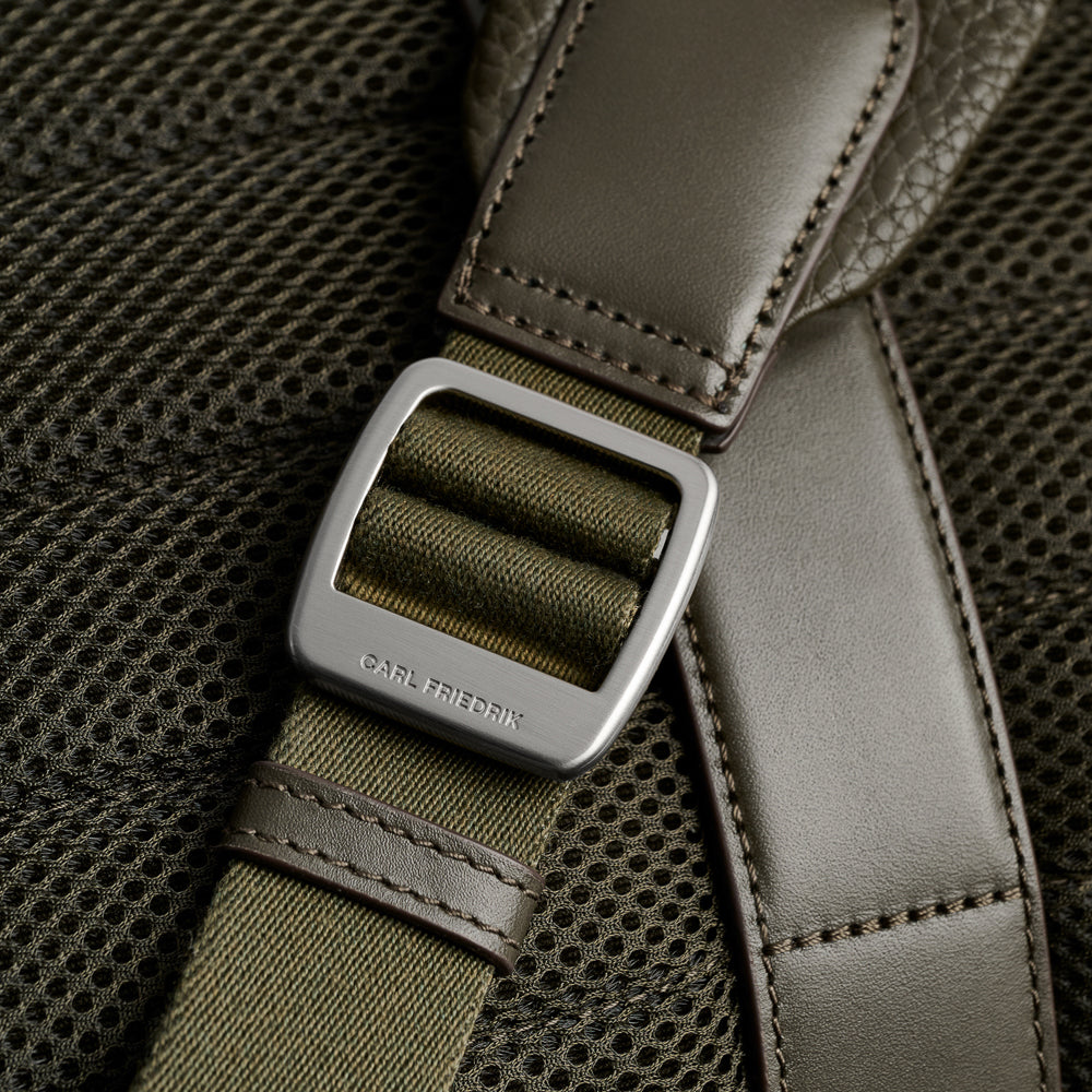 Carl_Friedrik_CF13012_olive