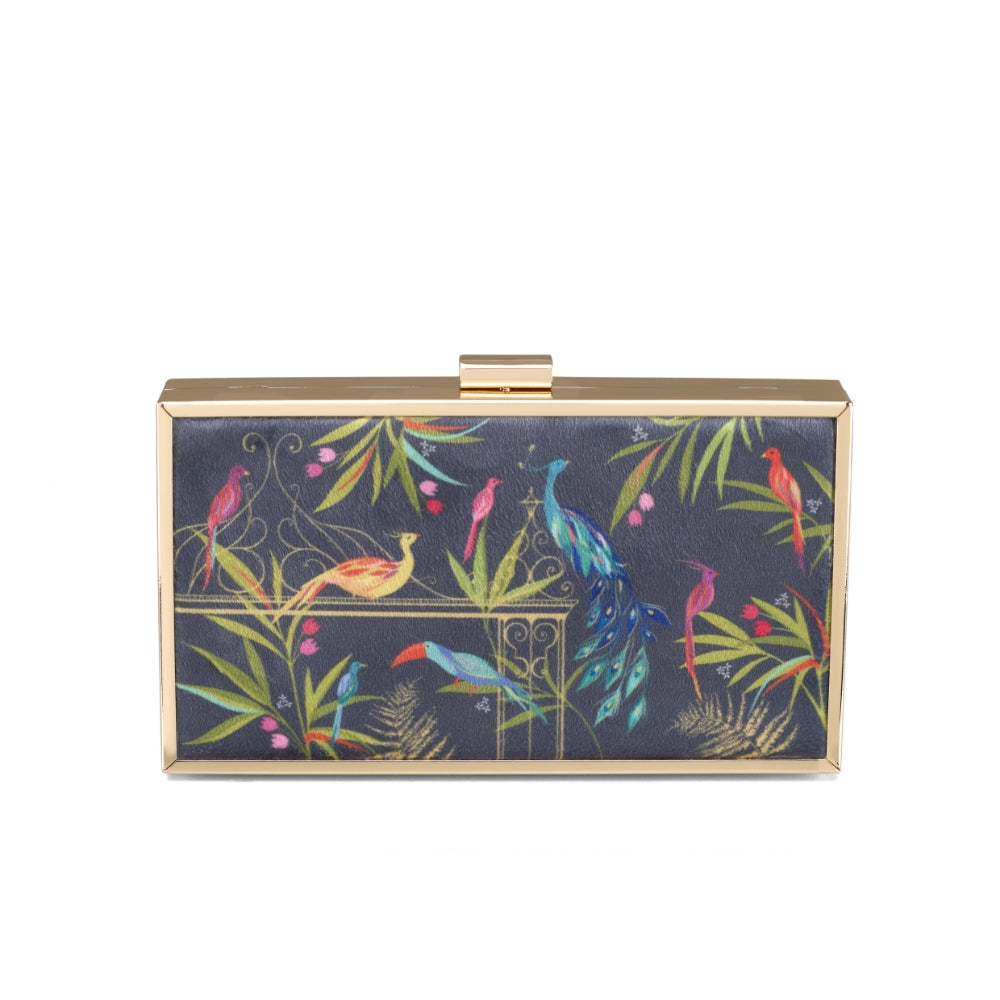 Saramiller_SMB3001-026_enchantedgate