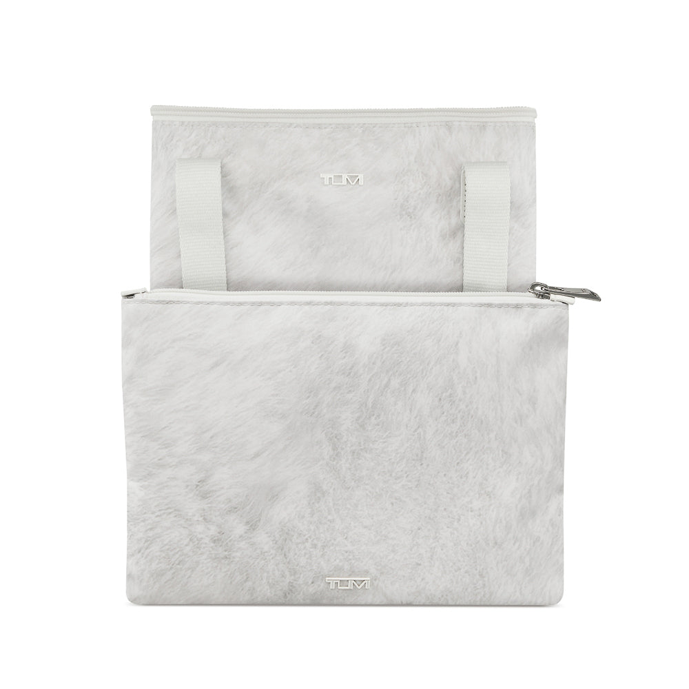 Tumi_156569_snow_monster