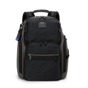 Tumi_159081_black_geometric