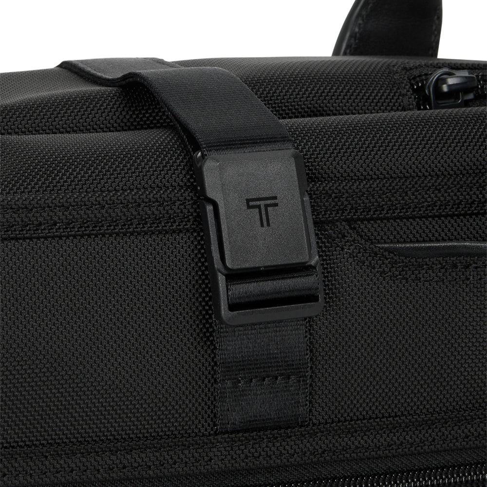 Tumi_161820_black