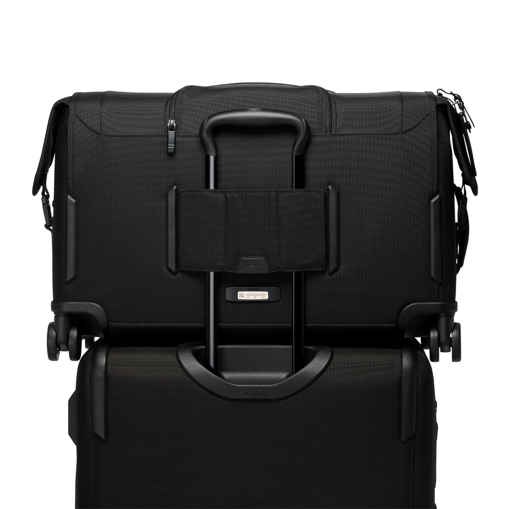 Tumi_161820_black
