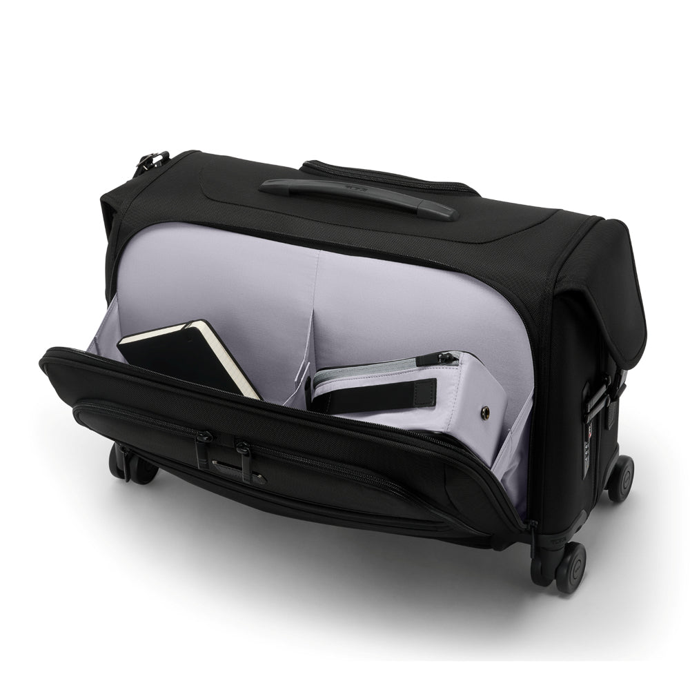 Tumi_161820_black