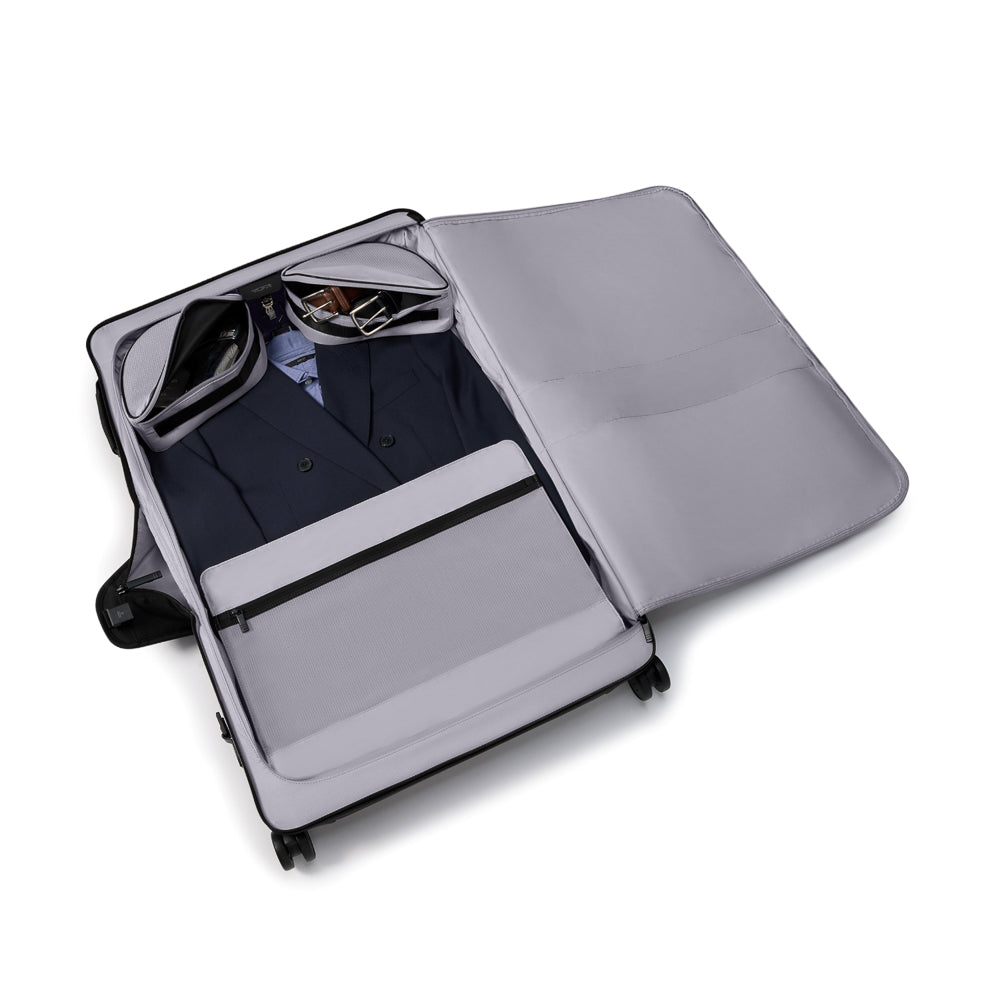 Tumi_161820_black