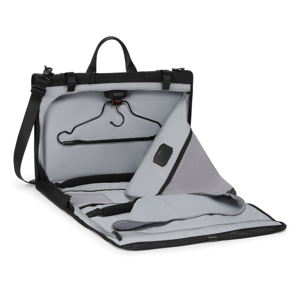 Tumi_161821_black