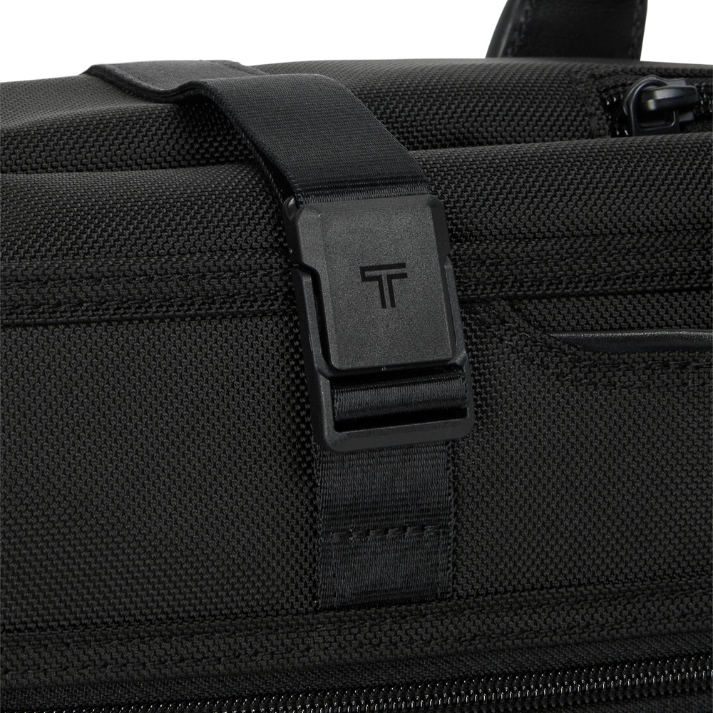 Tumi_161821_black