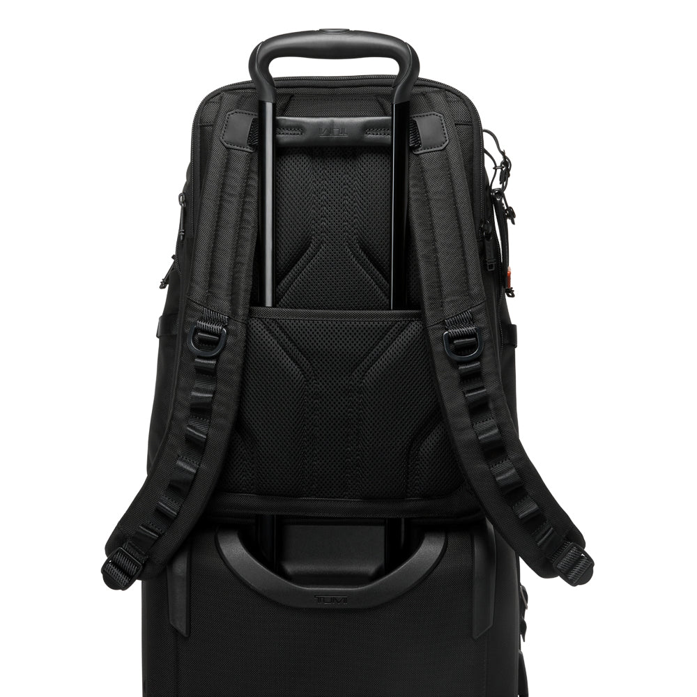 Tumi_161863_brown
