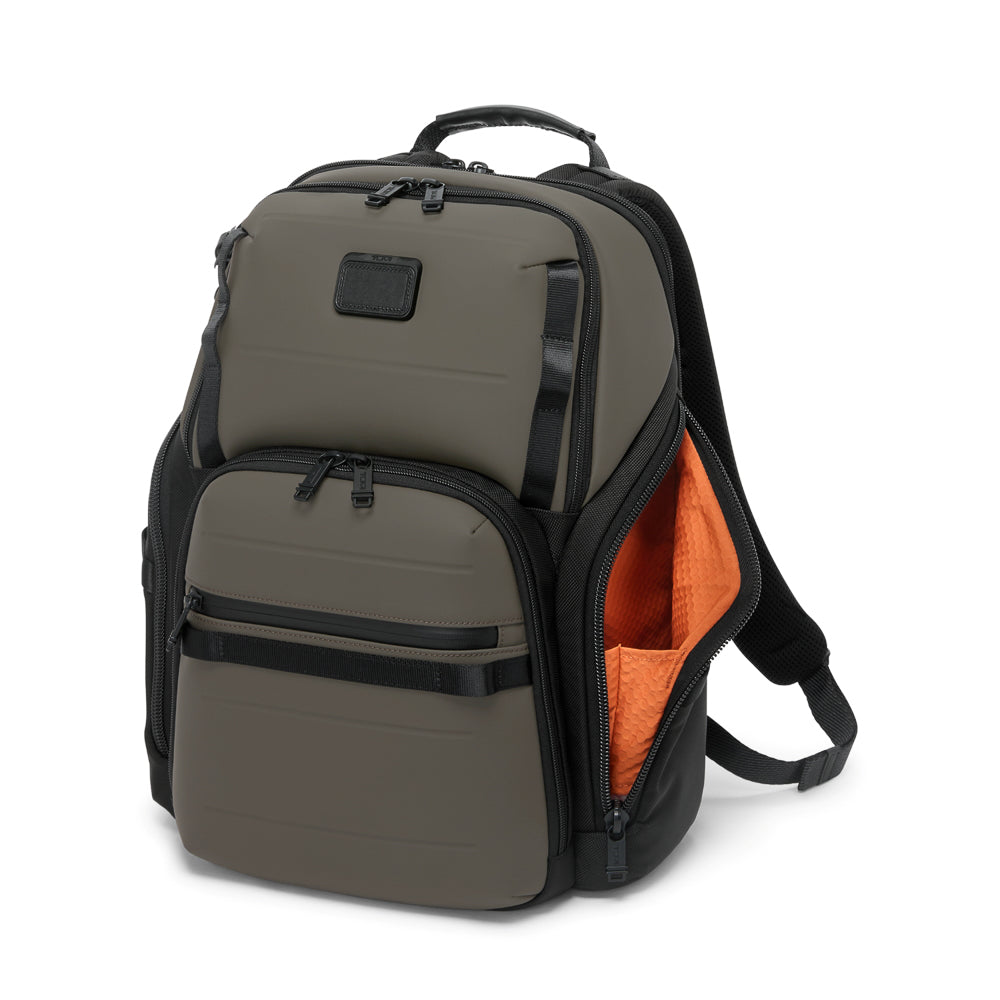 Tumi_161869_brown