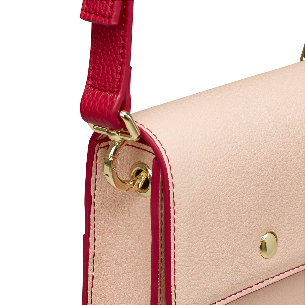Yvonne_Ellen_YEB1003-005_vintage_pink_giraffe