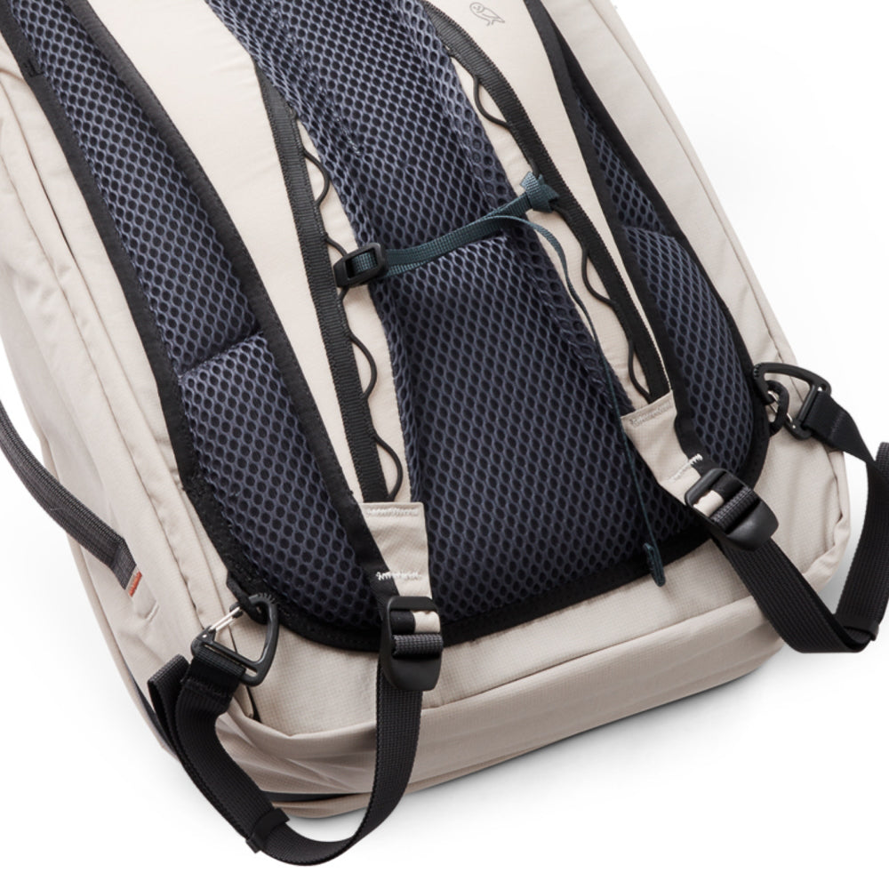 bellroy_BLPA-ASH-241_ash