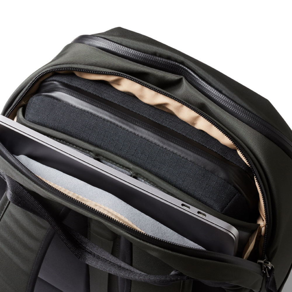 bellroy_BTWB-OLI-215_olive