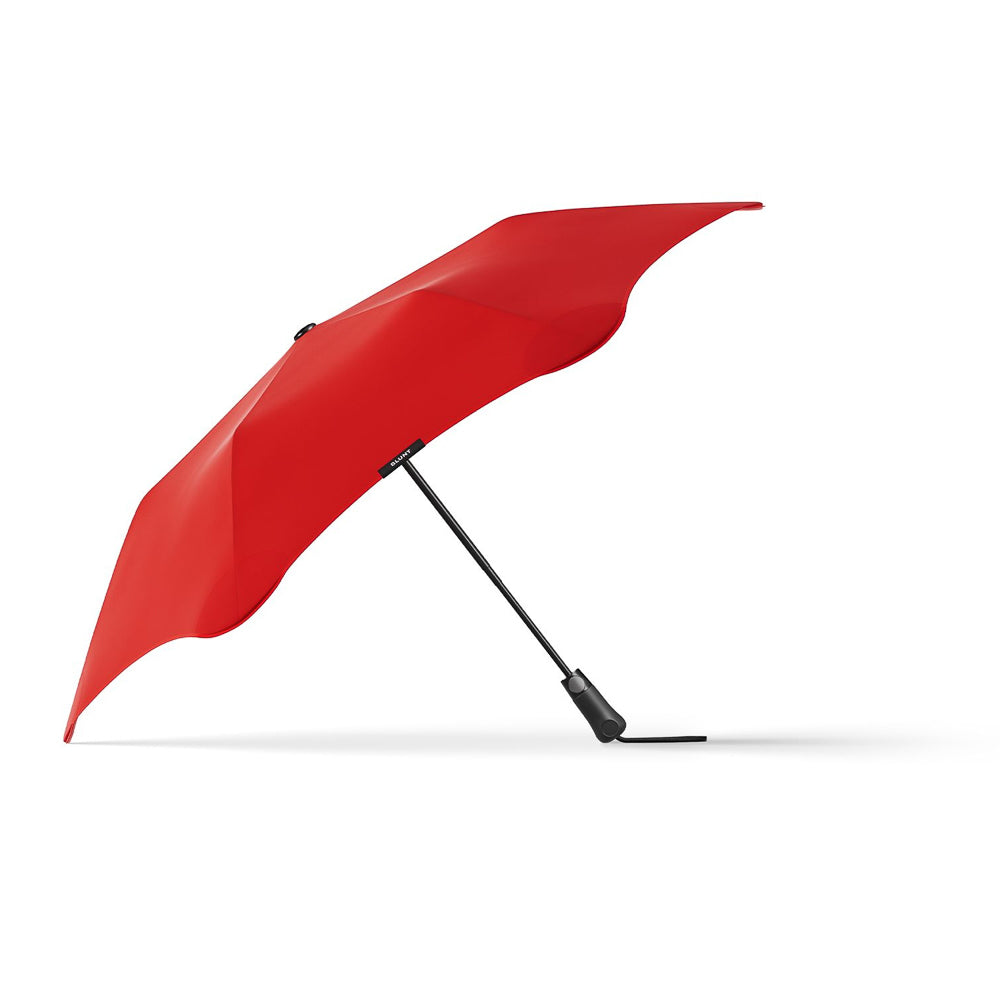 Blunt_METCHE_cherry_red
