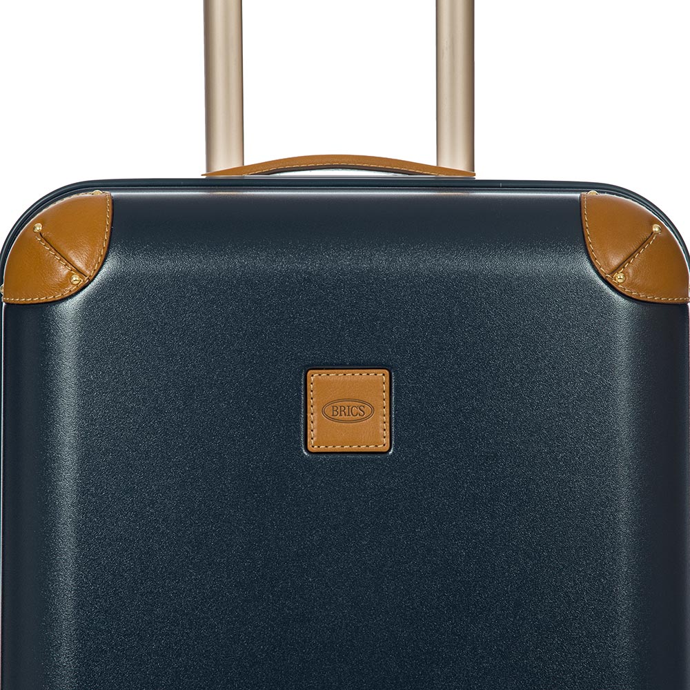 brics_baq08351_blue
