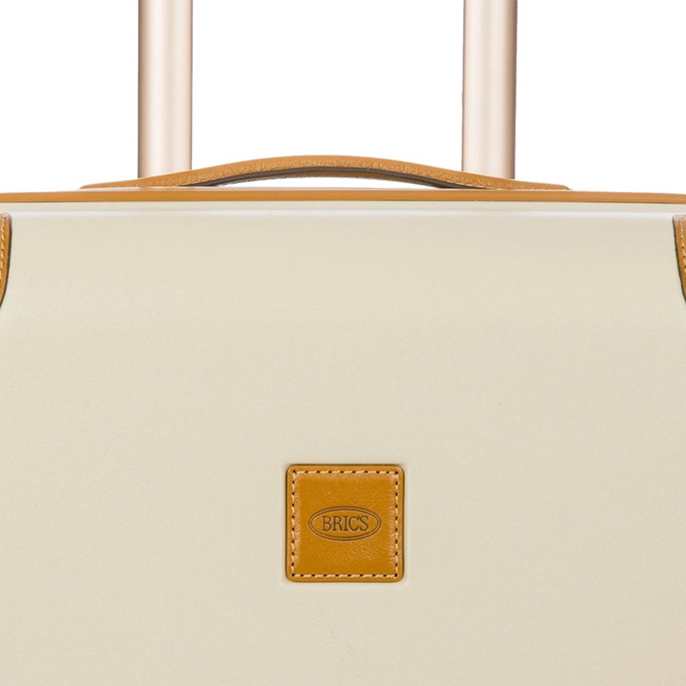 brics_baq08351_cream