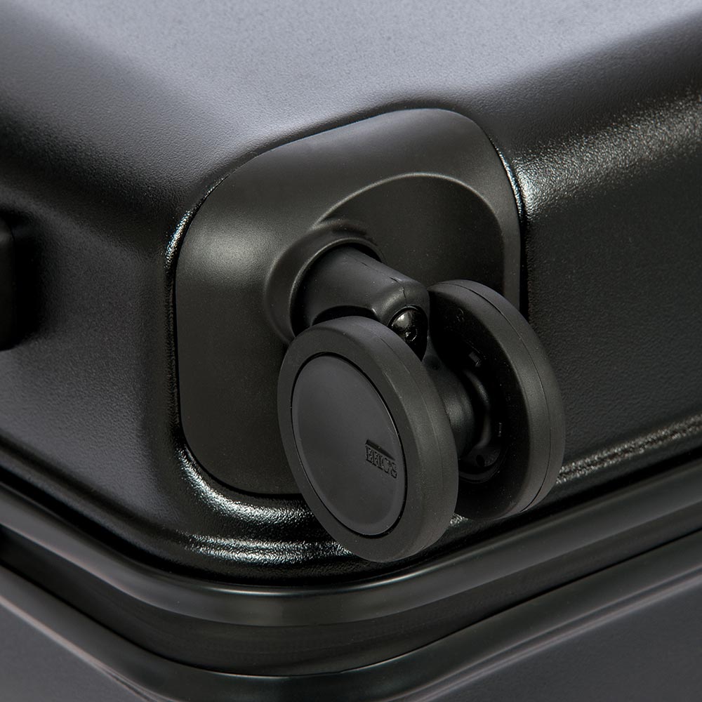 brics_baq08355_black