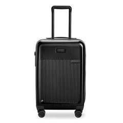 Briggs & Riley Sympatico 3.0 black 53cm expandable carry-on spinner suitcase with smooth wheels and sturdy handle.