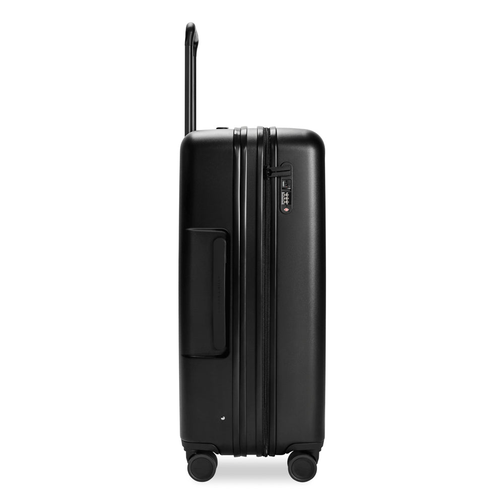 Briggs & Riley Sympatico 3.0 black 76cm large expandable spinner suitcase with wheels and retractable handle.