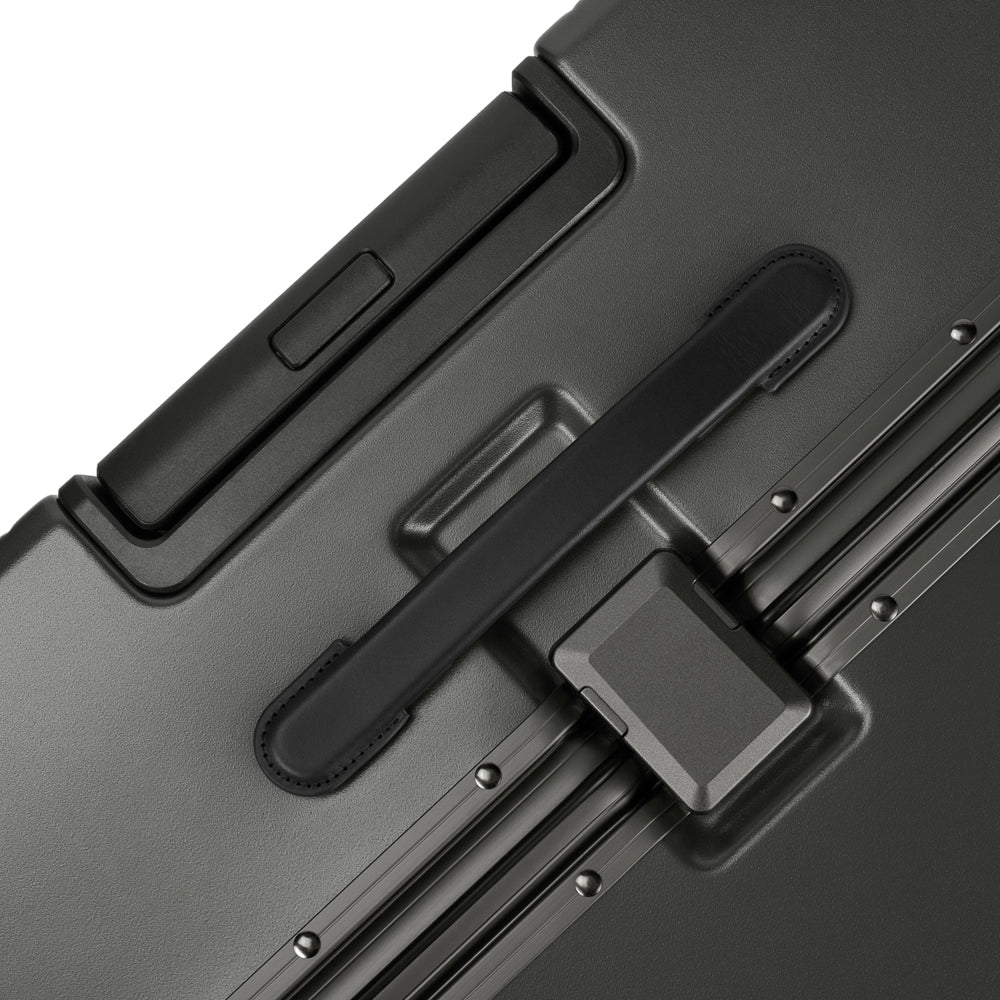 carl_friedrik_CF10401_black