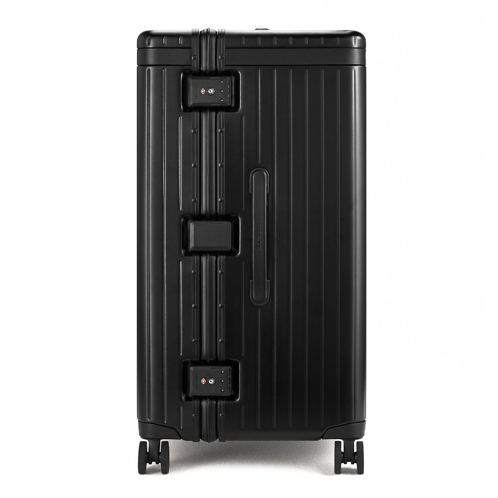 carl_friedrik_CF10709_black_black