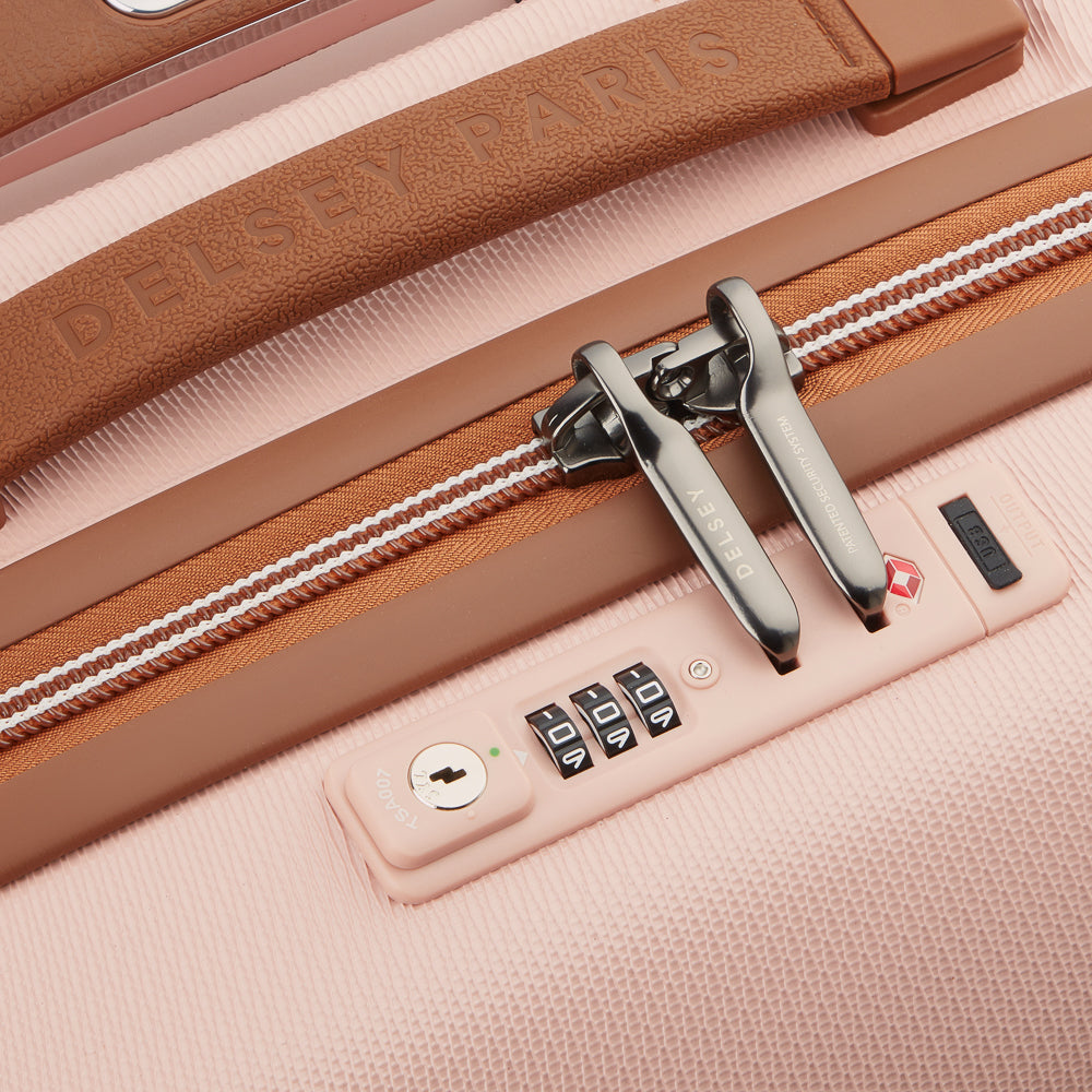delsey_167680119_light_pink