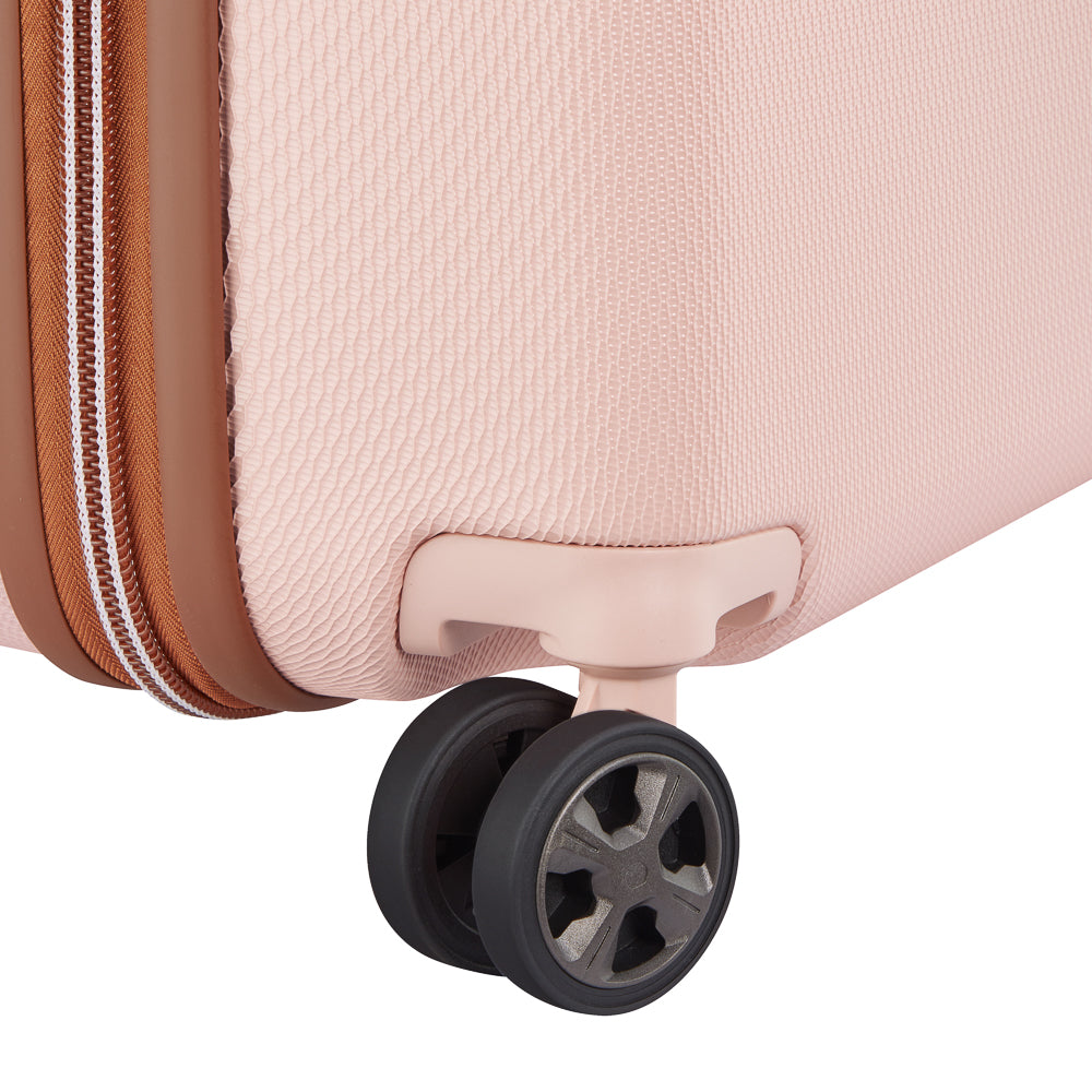 delsey_167680119_light_pink