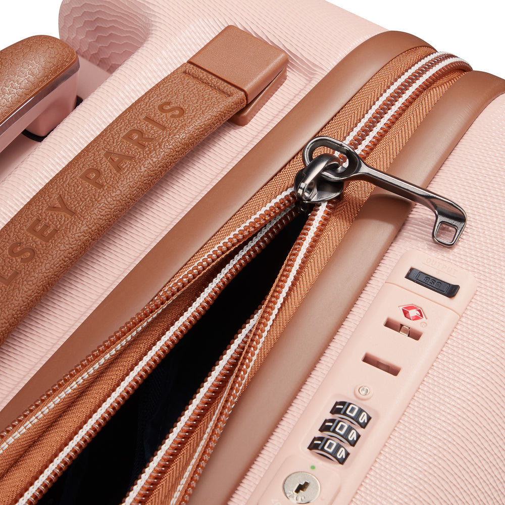 delsey_167680119_light_pink
