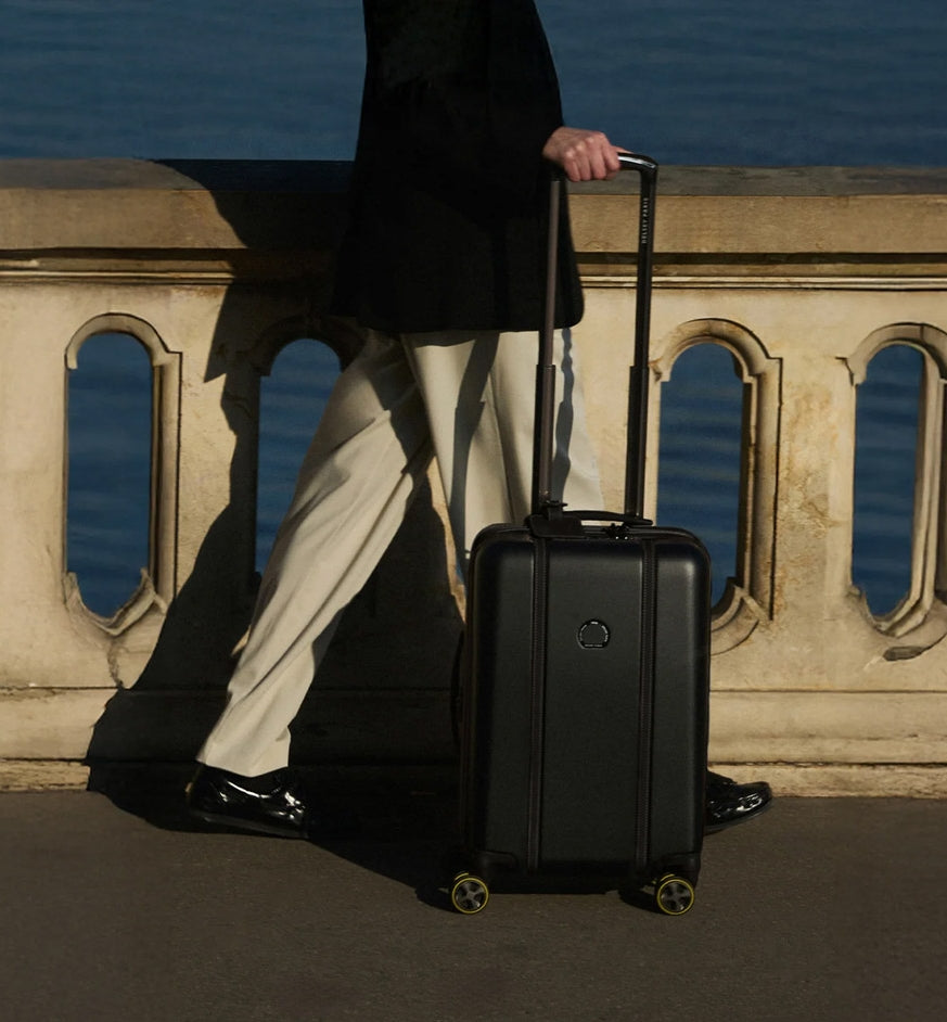 Bruggs & Riley Luggage and Suitcases
