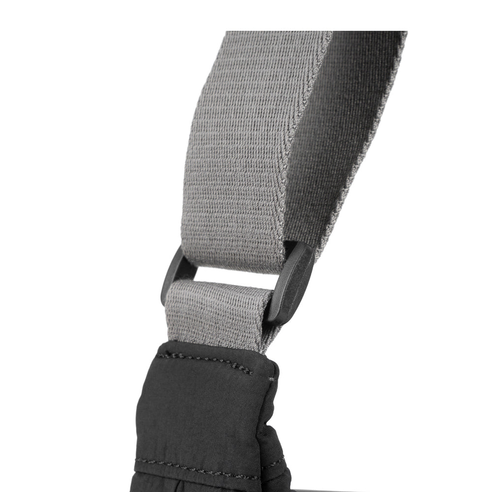 roka_FARROSTBLA_black
