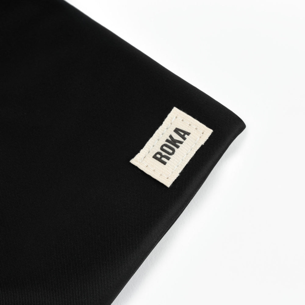roka_CHELXSRNBLA_black