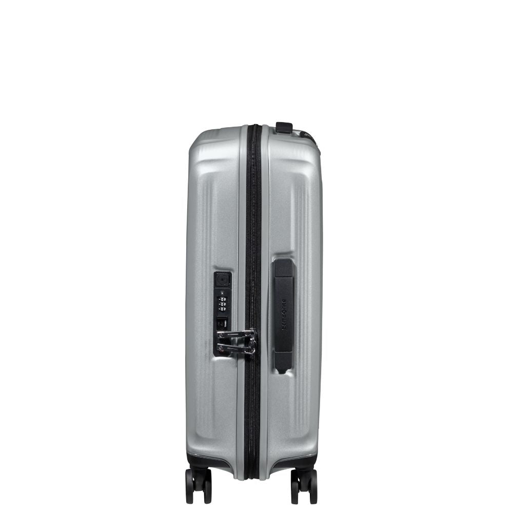 Samsonite Nuon 55cm Spinner in Matt Silver