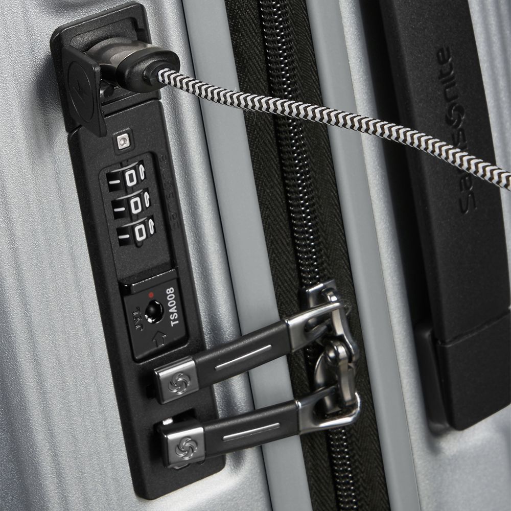 Samsonite Nuon 55cm Spinner in Matt Silver