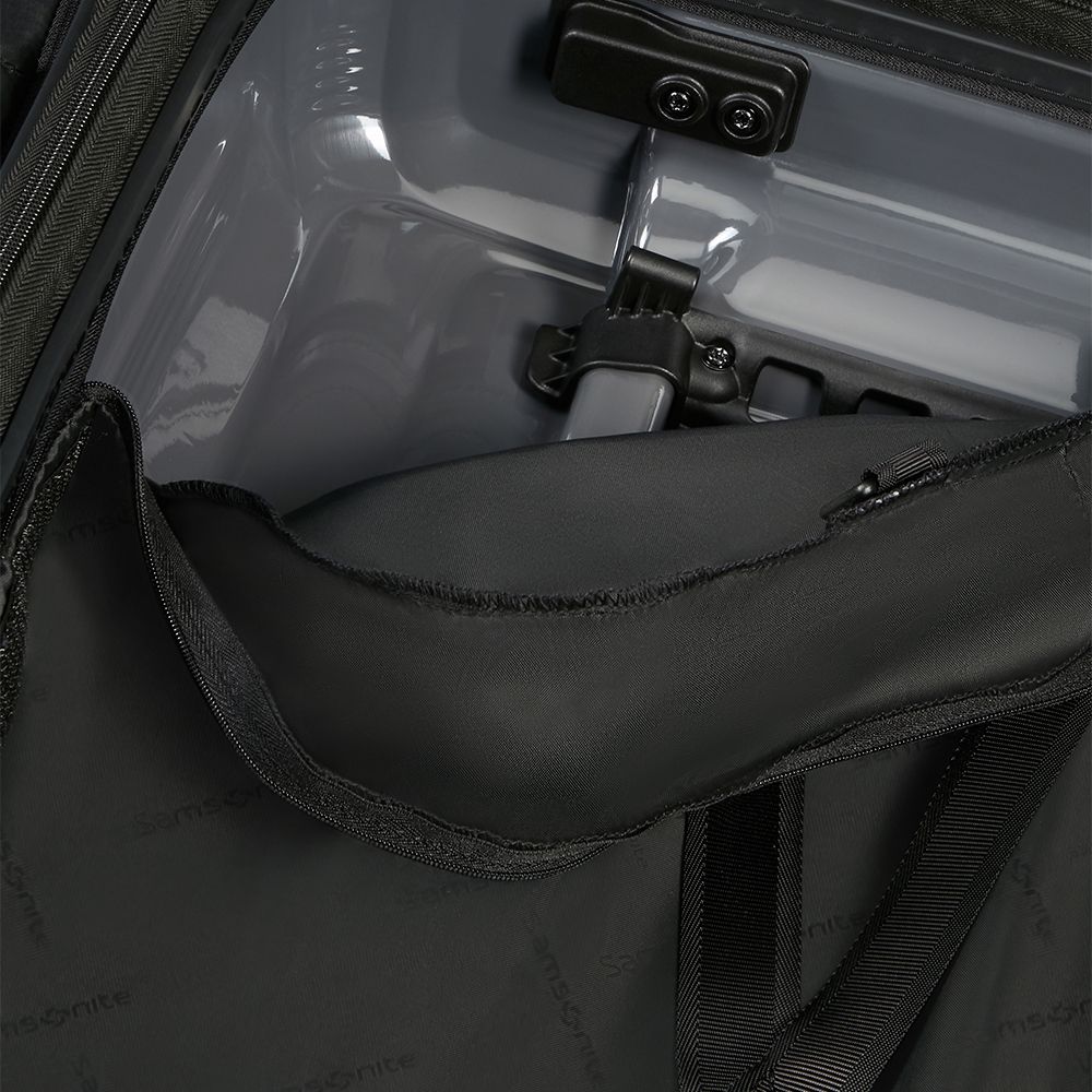 Samsonite Nuon 55cm Spinner in Matt Silver