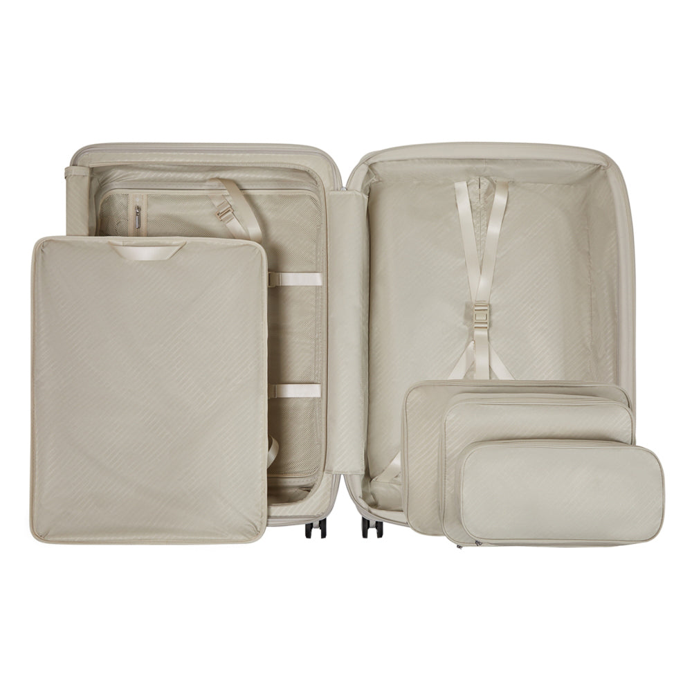 White 75cm expandable spinner suitcase by Samsonite, featuring four wheels and a sleek design for easy travel.