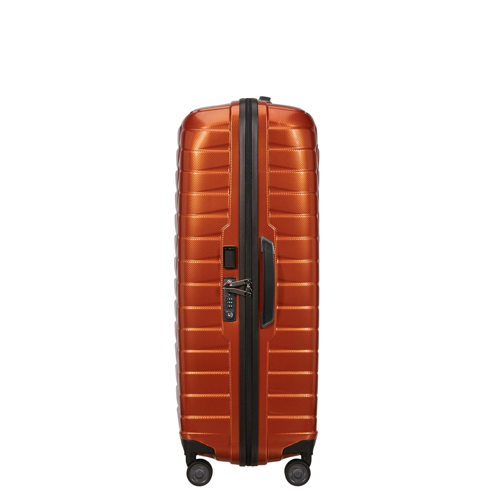 81cm Proxis spinner suitcase in flame color, showcasing durable design and smooth-rolling wheels for check-in luggage.