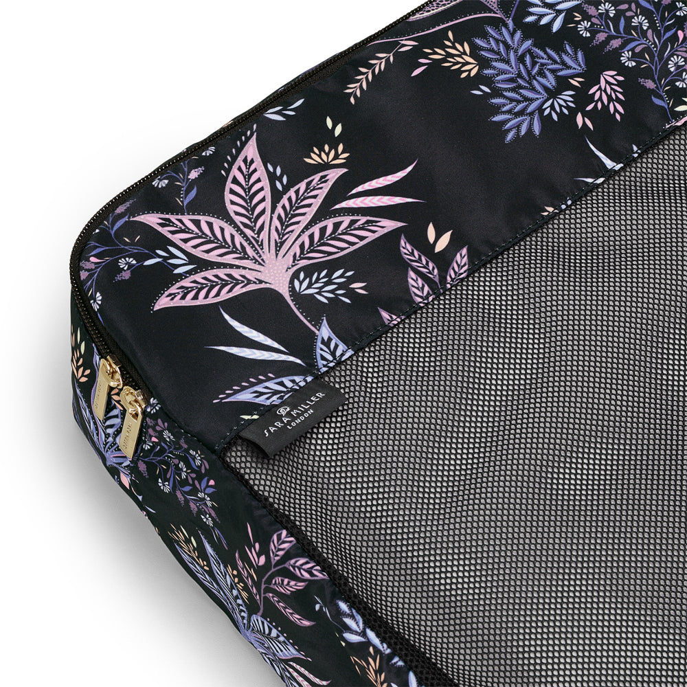 sara_miller_SMA1001-018__packing_cube_black_botanic