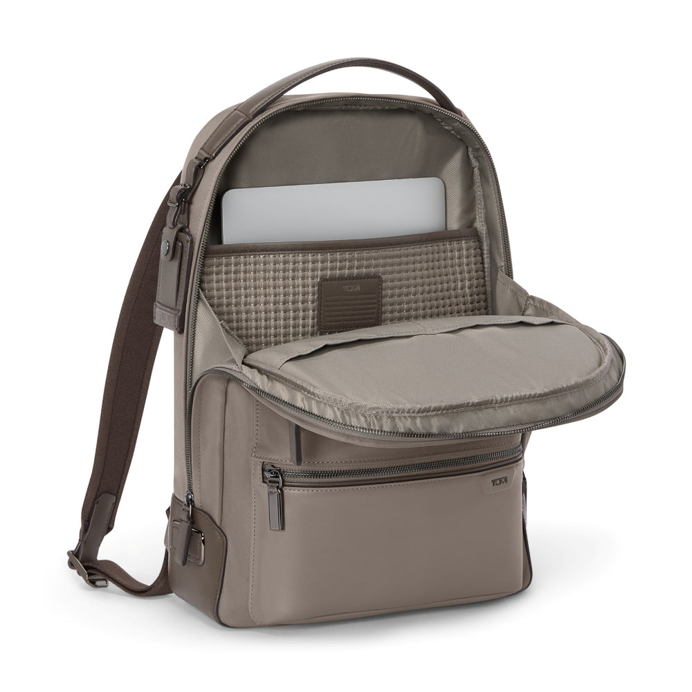 Tumi_159062_taupe_driftwood